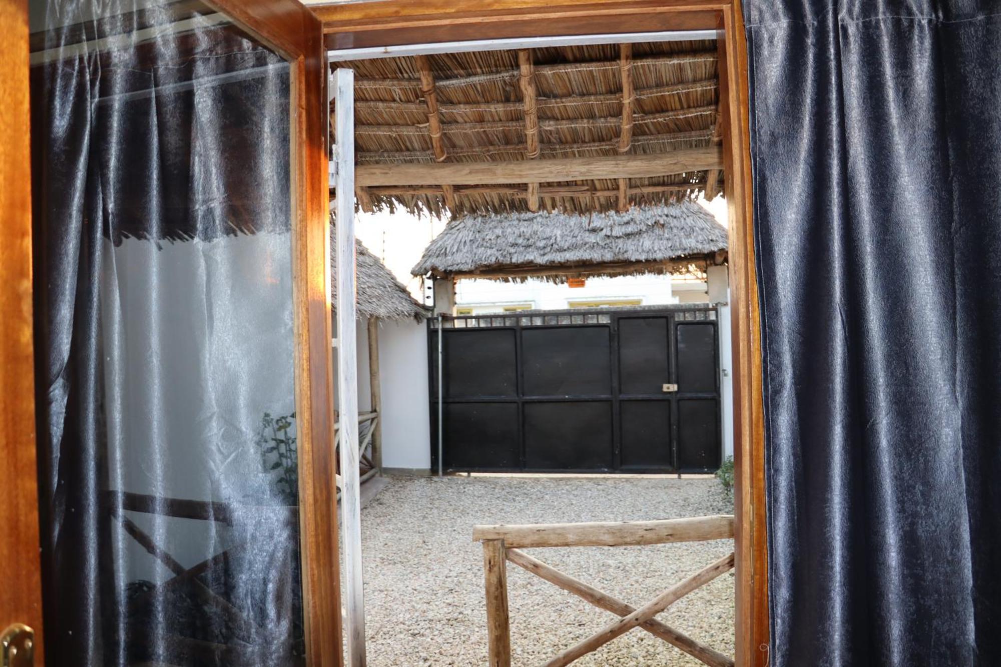 B Home Zanzibar Kiwengwa  Exteriér fotografie